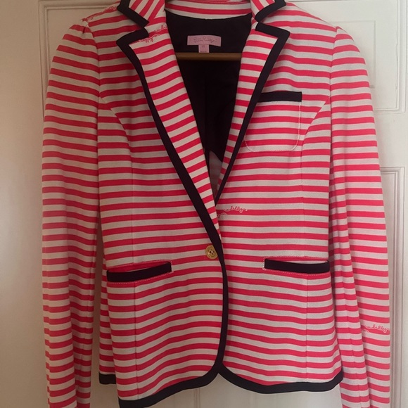 Lilly Pulitzer Jackets & Blazers - Lilly Pulitzer blazer